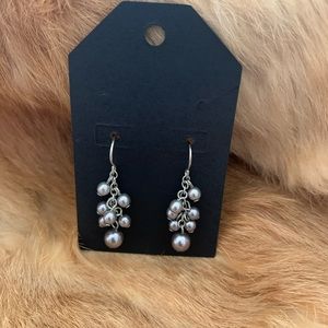Gray Pearl drop earrings